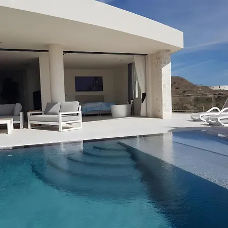 Andaluz Getaway * Malaga
